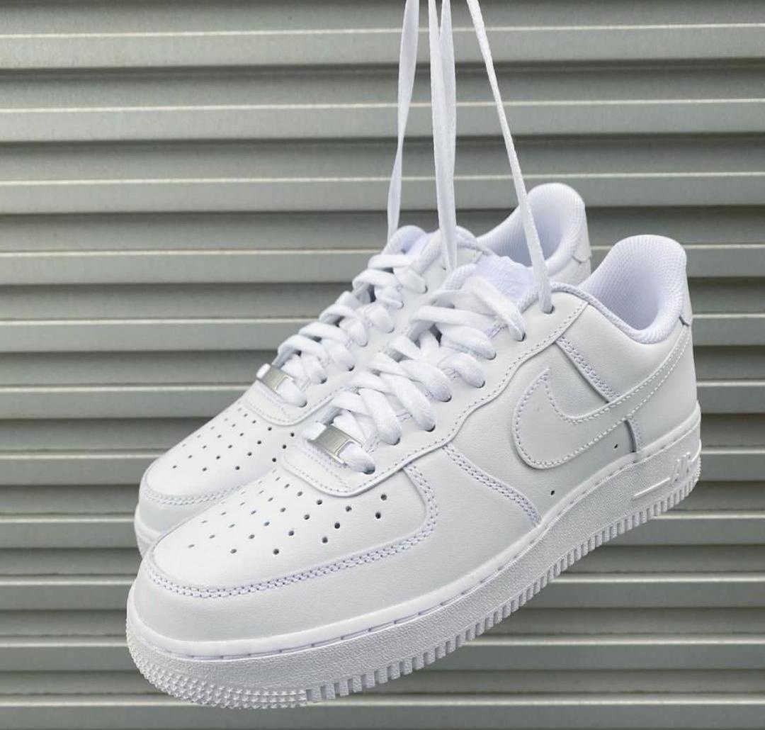 36-44 black and white