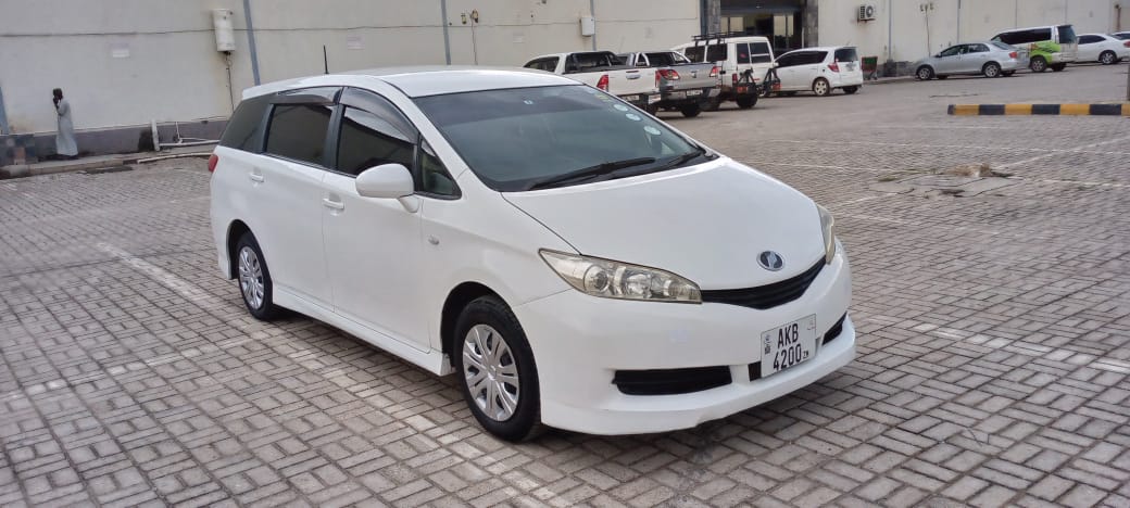TOYOTA WISH
